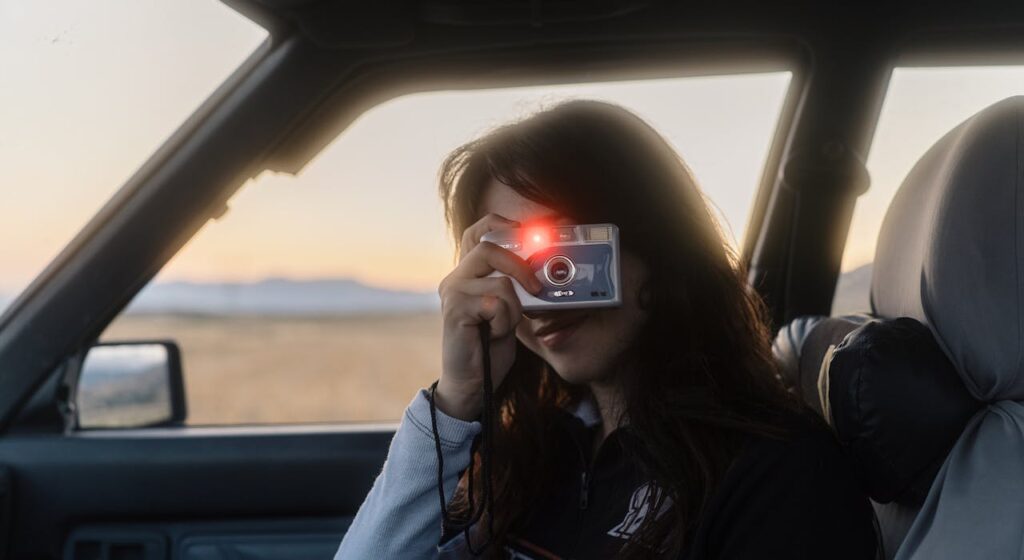 mergina-fotografuoja