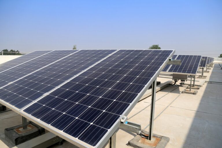solar-power-power-station_1387-61